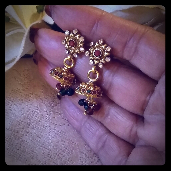 Vintage Jeweled Jhumka Earrings - Picture 7 of 8
